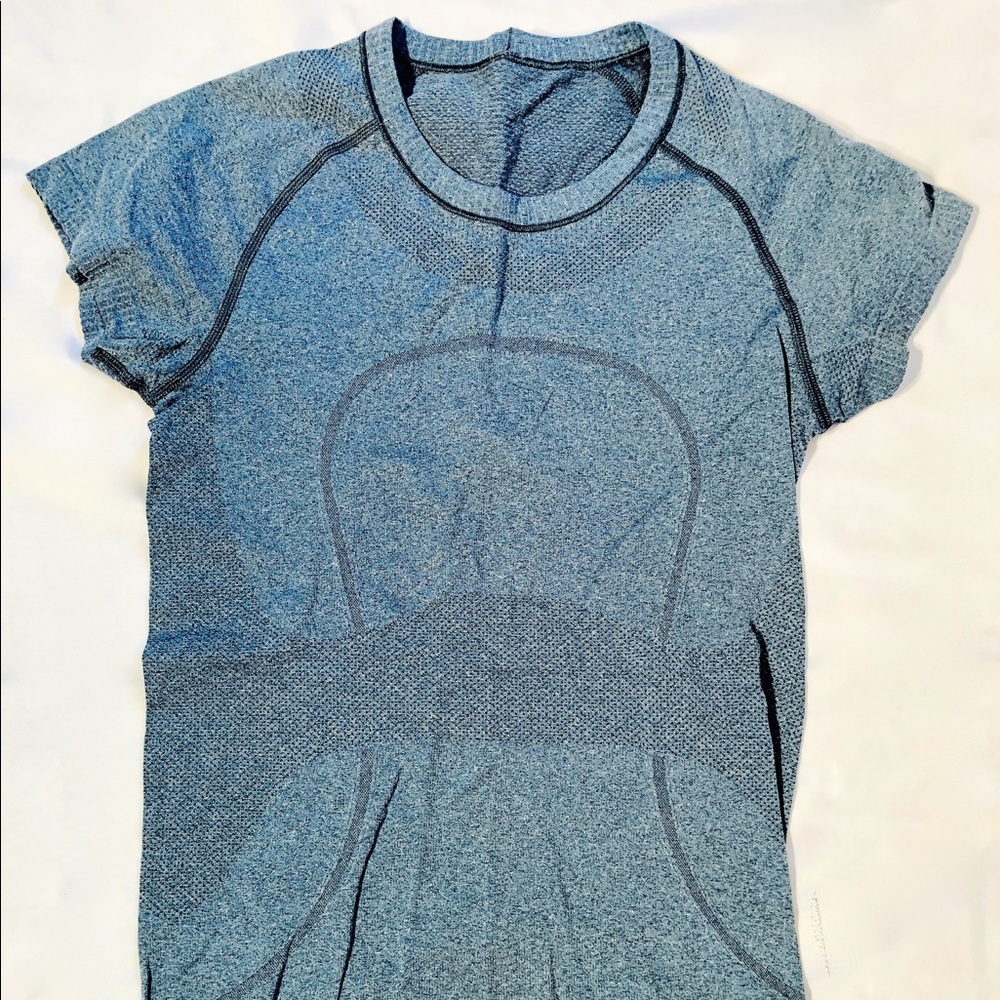 Lululemon shirt sleeve shirt